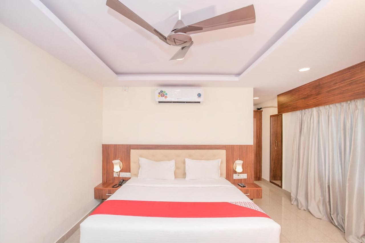 Oyo Flagship 77727 Hotel Blue Bell Bangalore Exterior foto